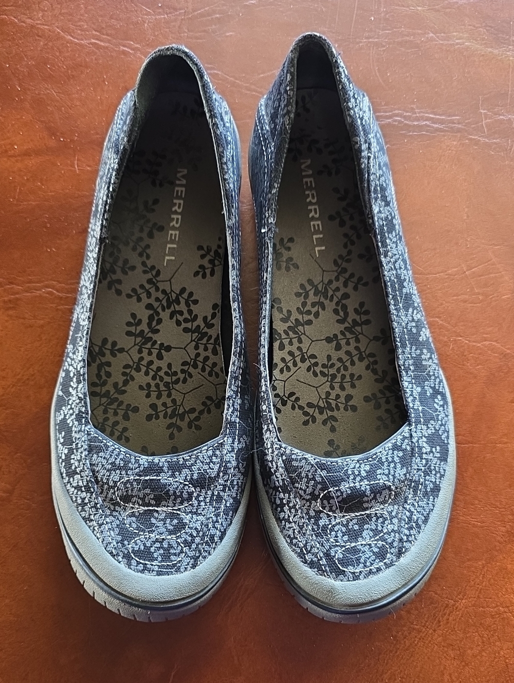 Merrell Women's Blue Patterned Slip-On Flats